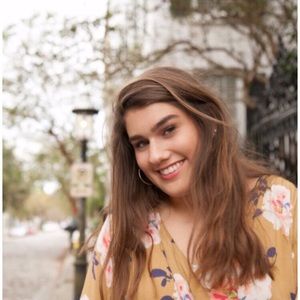 Meet your Posher, Niki